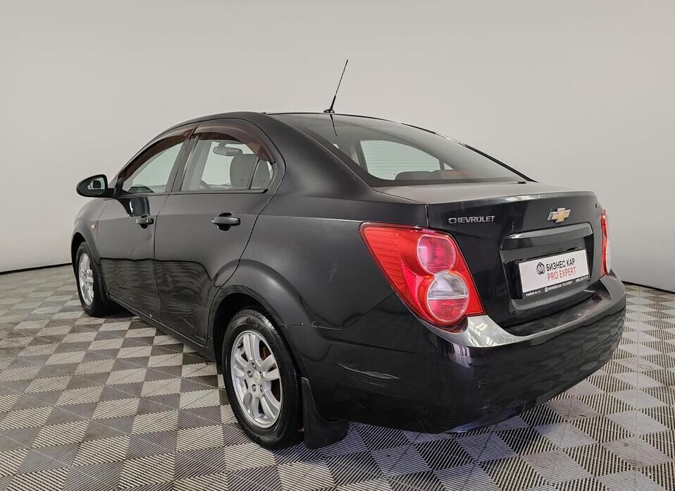 Chevrolet Aveo 1.6 AT (115 л.с.)