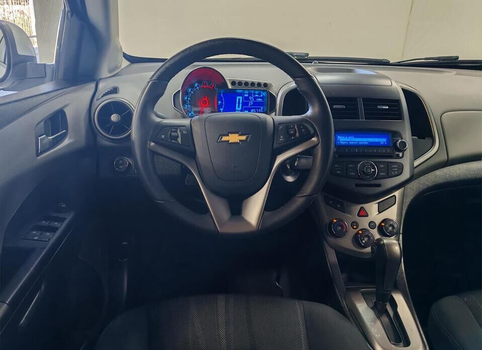 Chevrolet Aveo, II 1.6 AT (115 л.с.)