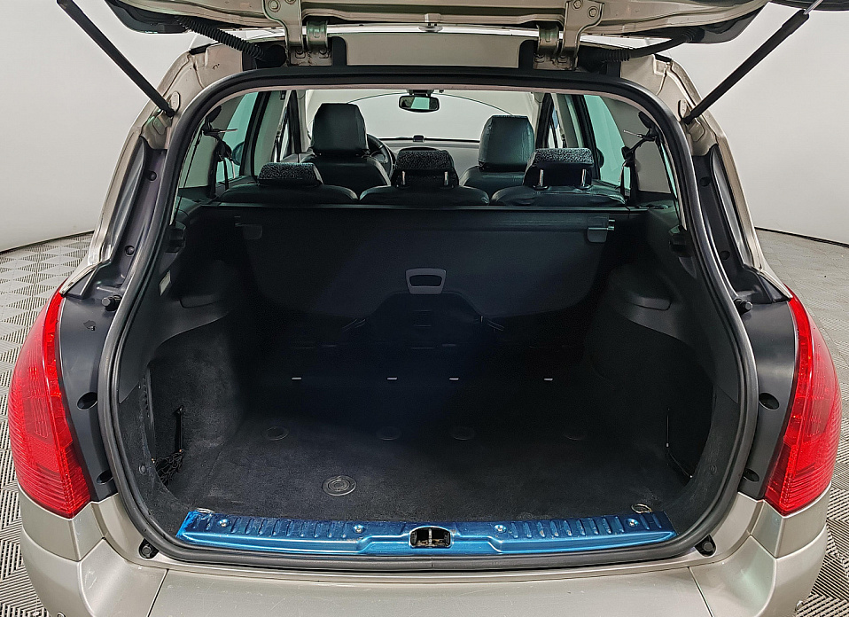 Peugeot 308, I 1.6 MT (120 л.с.)