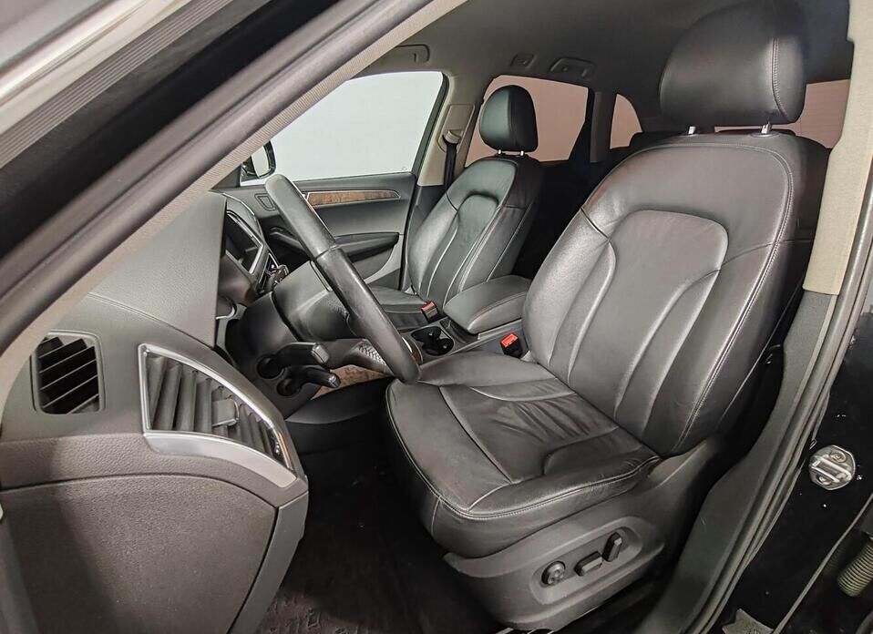 Audi Q5, I (8R) 2.0 AMT (211 л.с.) 4WD