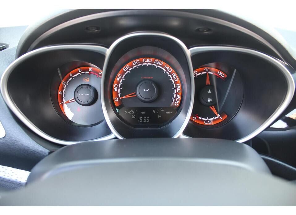 LADA (ВАЗ) Vesta 1.6 CVT (113 л.с.)