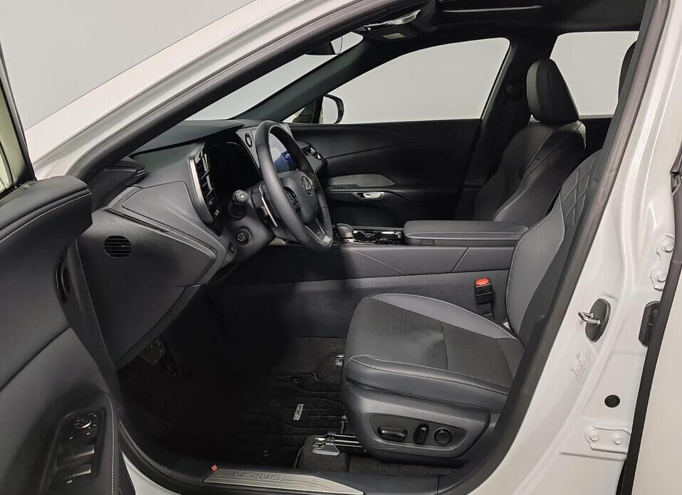 Lexus RX, V 300 2.0 AT (248 л.с.) 4WD