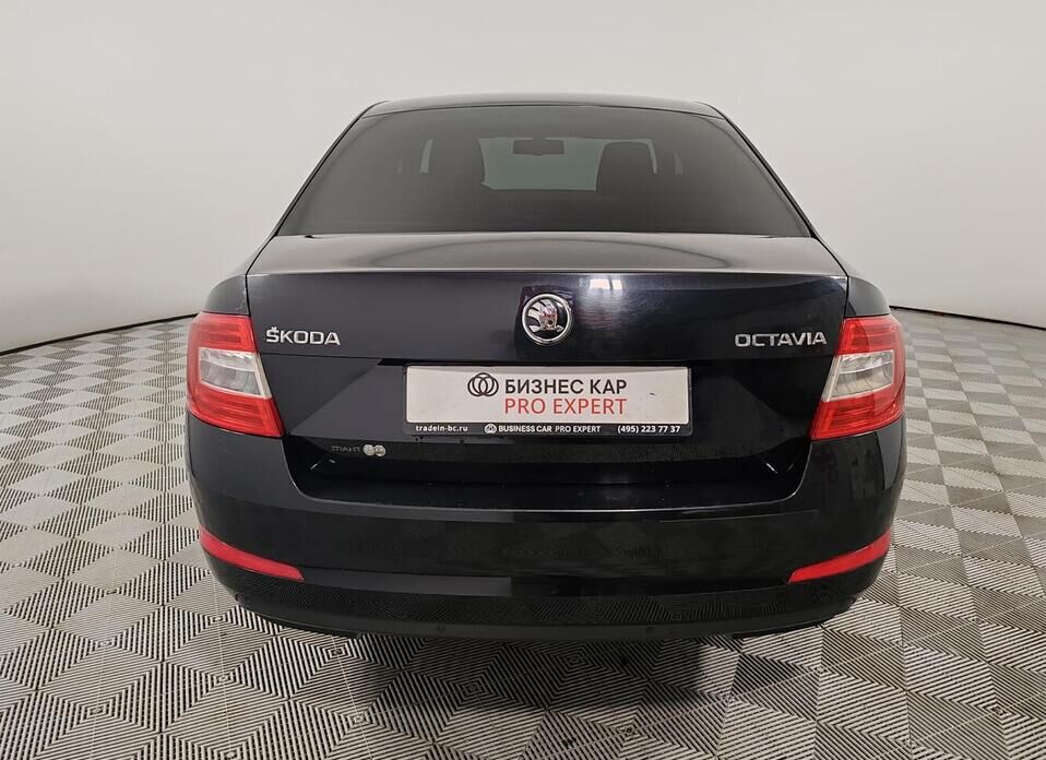 Skoda Octavia, III (A7) 1.6 MT (110 л.с.)