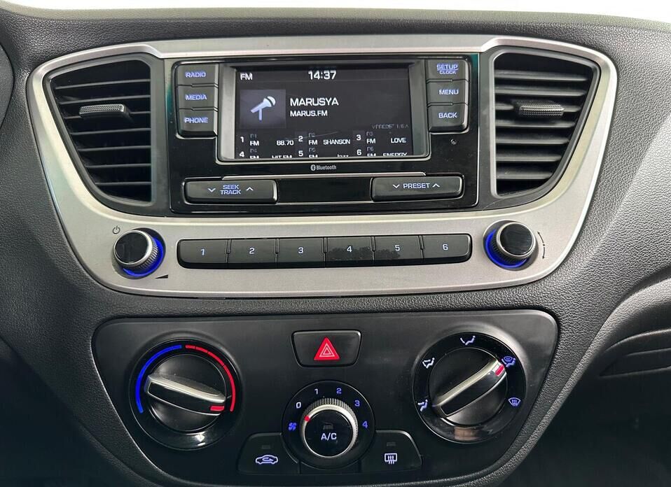 Hyundai Solaris, II 1.6 MT (123 л.с.)