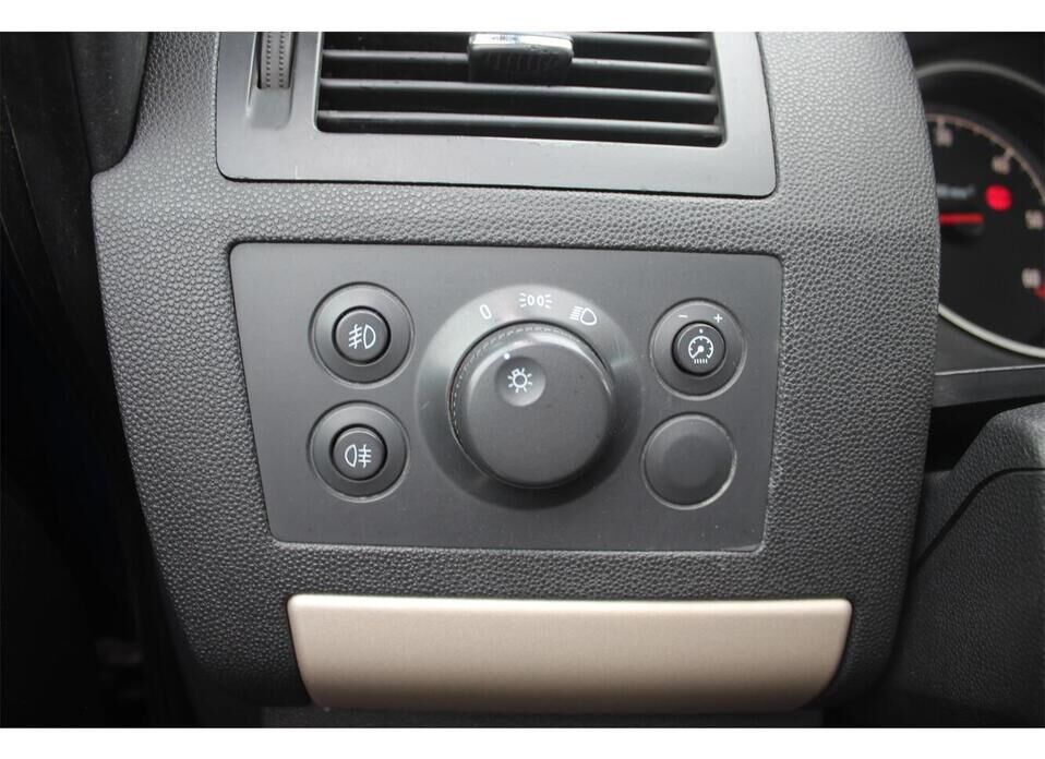 Opel Zafira, B Рестайлинг 1.9d AT (150 л.с.)