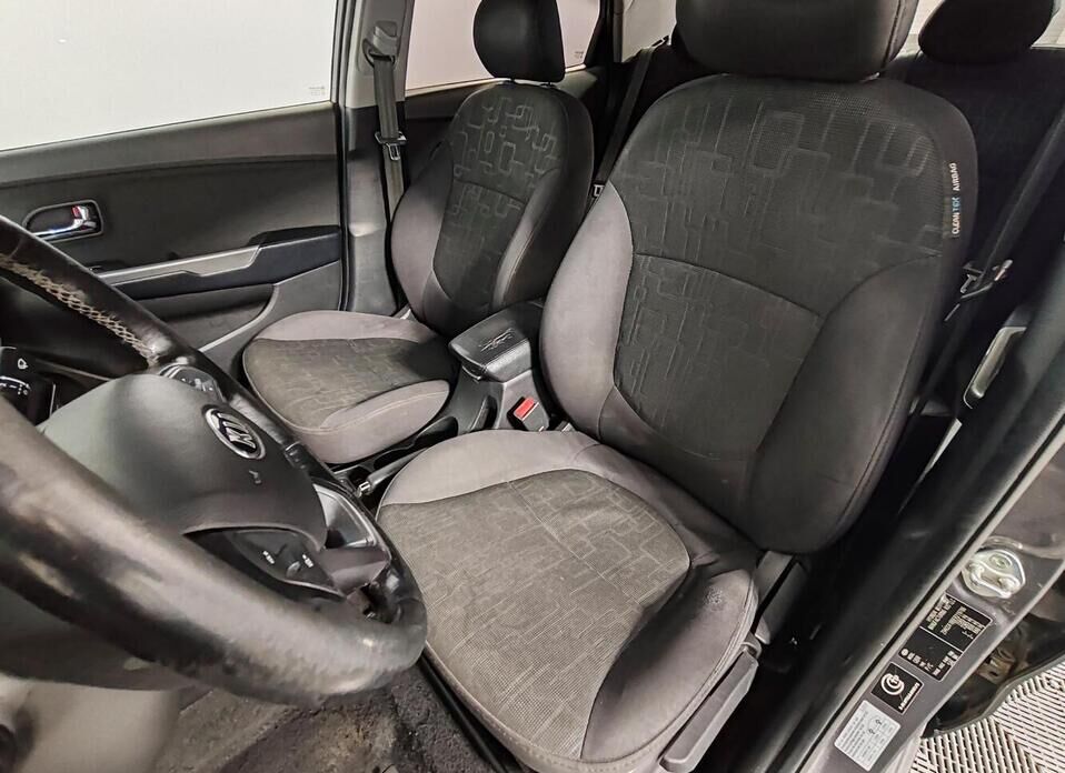 Kia Rio, III 4-speed 1.6 AT (123 л.с.)
