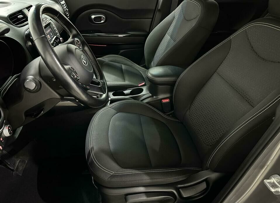 Kia Soul 1.6 AT (124 л.с.)