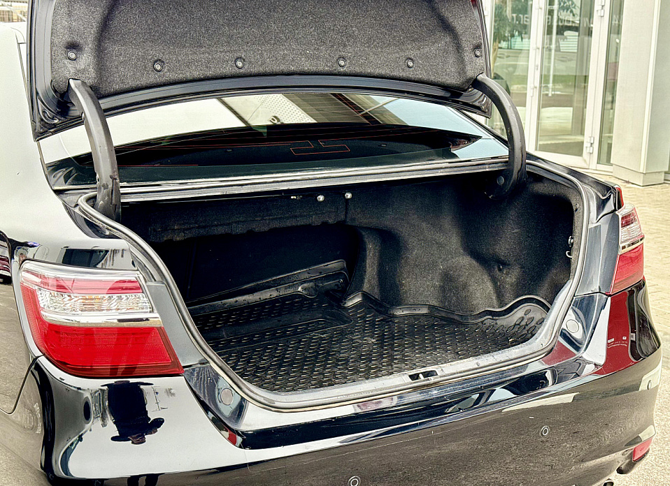 Toyota Camry, VII (XV50) Рестайлинг 2 2.5 AT (181 л.с.)