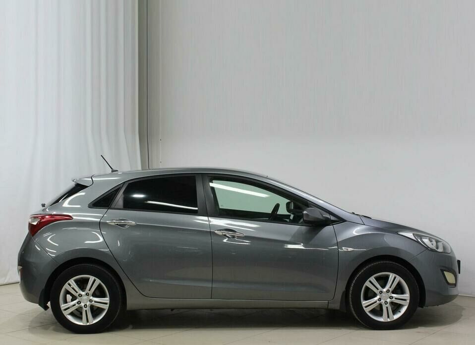 Hyundai i30 1.6 MT (130 л.с.)