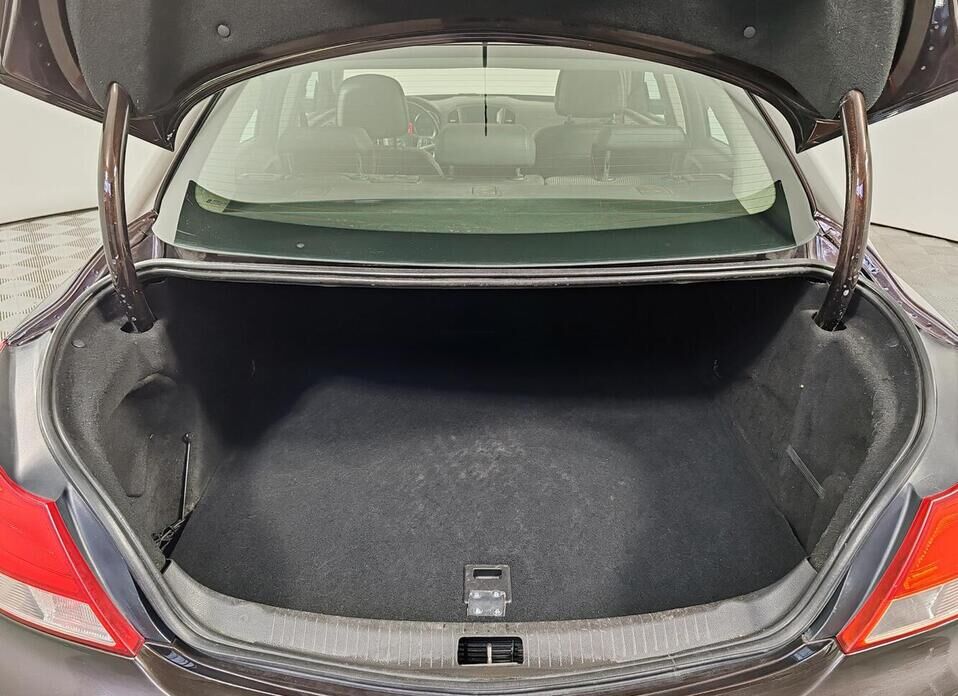 Opel Insignia, I 1.6 MT (180 л.с.)