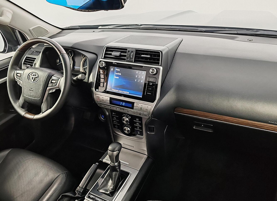 Toyota Land Cruiser Prado, 150 Series Рестайлинг 2 2.8d AT (177 л.с.) 4WD