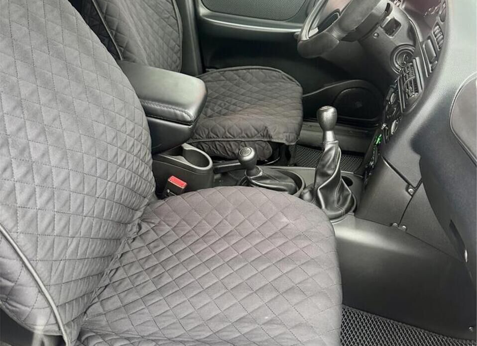 LADA (ВАЗ) Niva Travel, I 1.7 MT (83 л.с.) 4WD