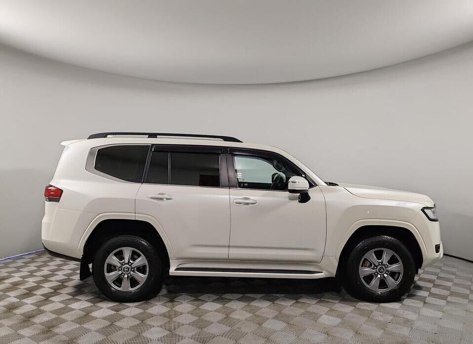 Toyota Land Cruiser, 300 Series 3.5 AT (415 л.с.) 4WD