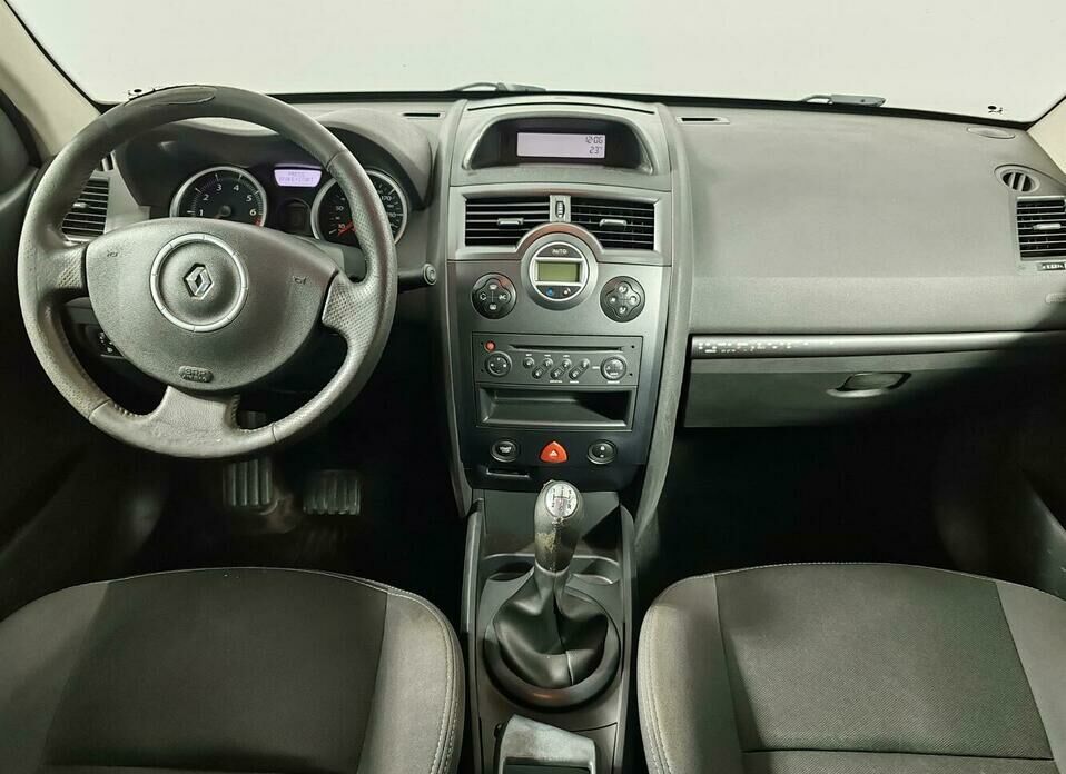 Renault Megane 1.6 MT (115 л.с.)
