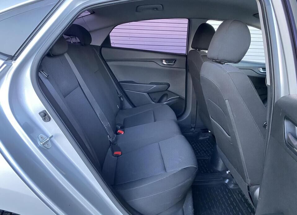 Hyundai Solaris, II Рестайлинг 1.6 MT (123 л.с.)