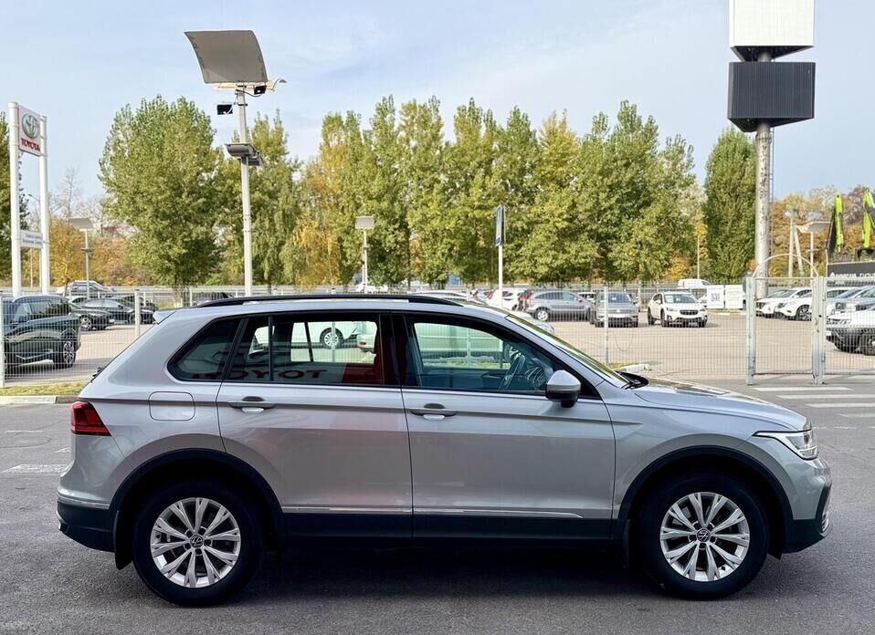 Volkswagen Tiguan, II Рестайлинг 1.4 MT (125 л.с.)