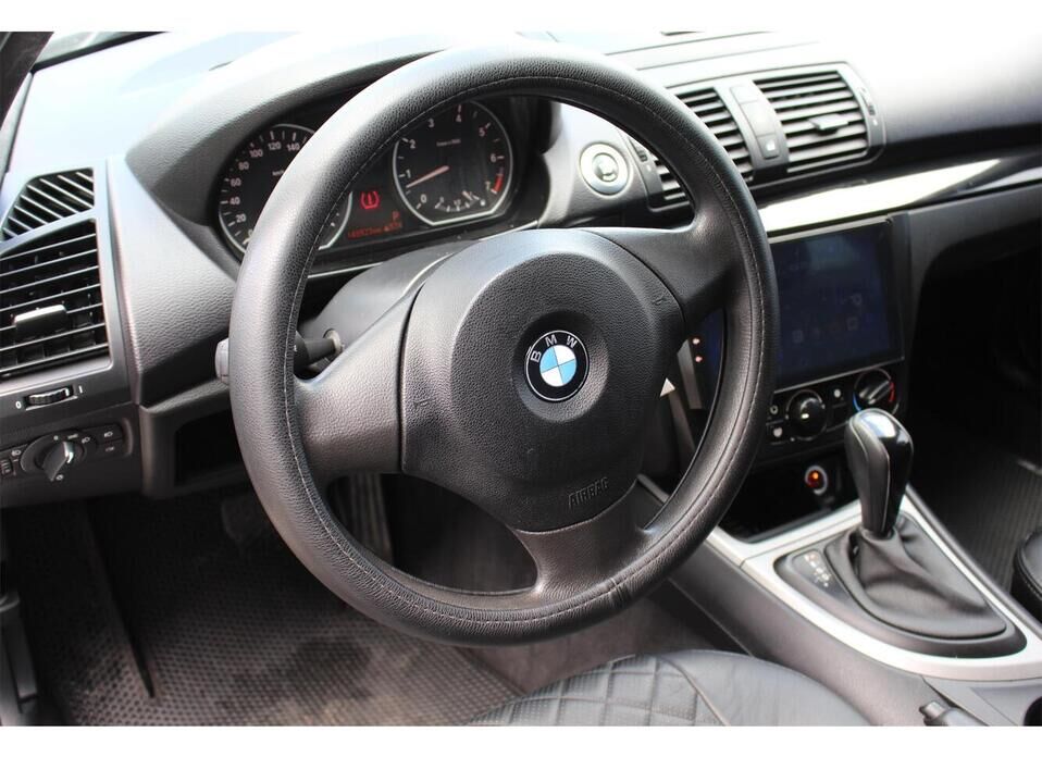 BMW 1 серии, I (E81/E82/E87/E88) Рестайлинг 118i 2.0 AT (136 л.с.)