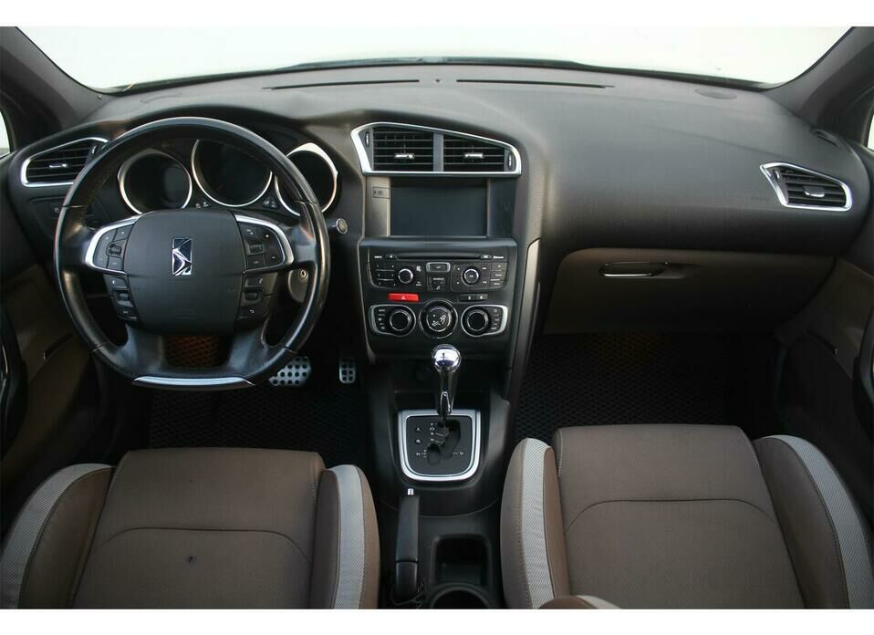 Citroen DS4 1.6 AT (150 л.с.)