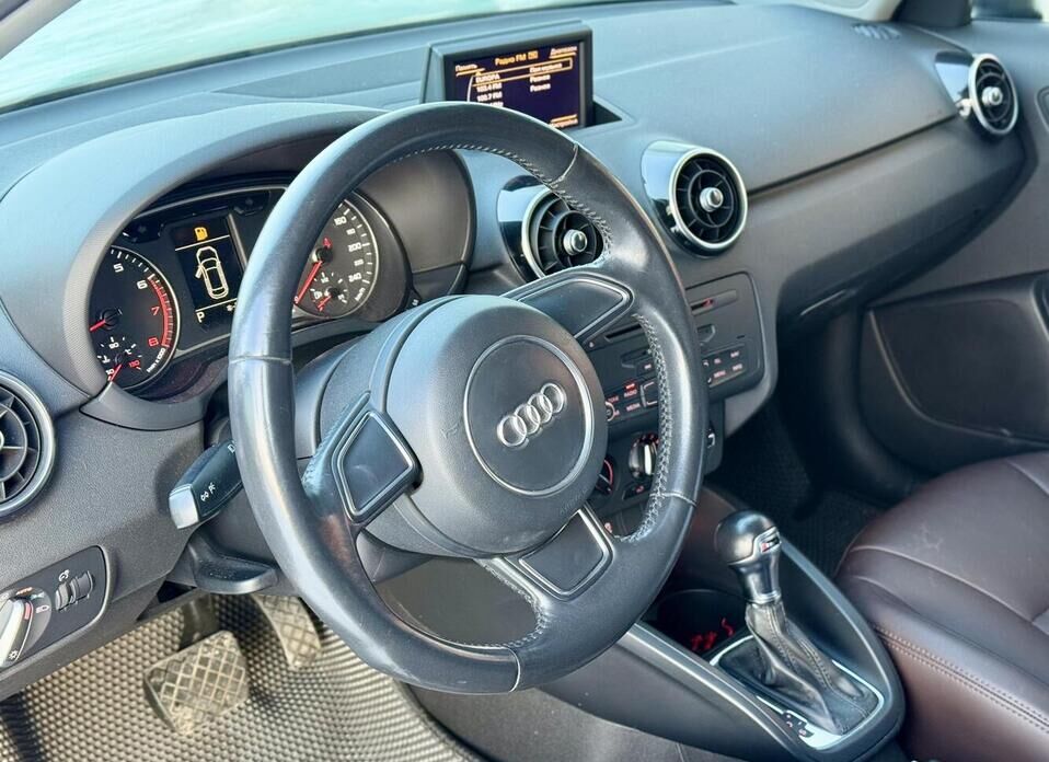 Audi A1, I (8X) 1.4 AMT (122 л.с.)