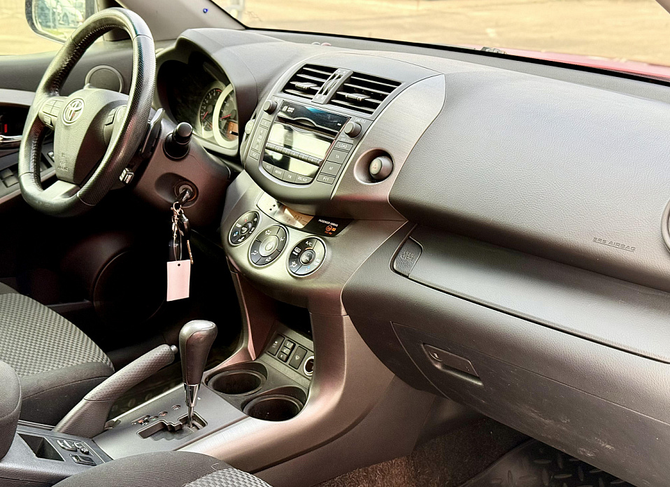 Toyota RAV4, IV (CA40) 2.0 CVT (146 л.с.) 4WD