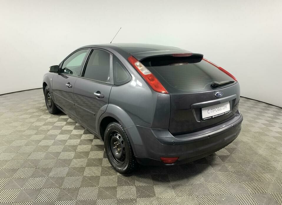 Ford Focus 2.0 AT (145 л.с.)