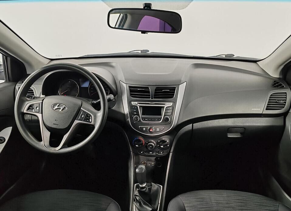 Hyundai Solaris 1.4 MT (107 л.с.)