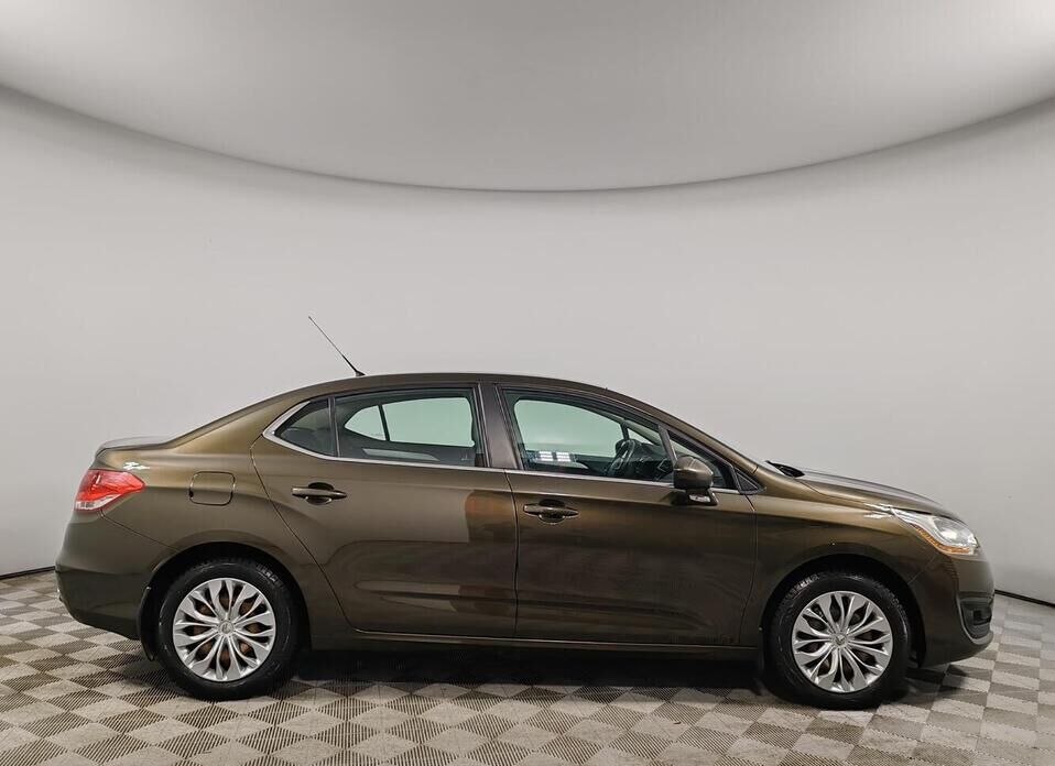 Citroen C4, II 1.6 AT (120 л.с.)