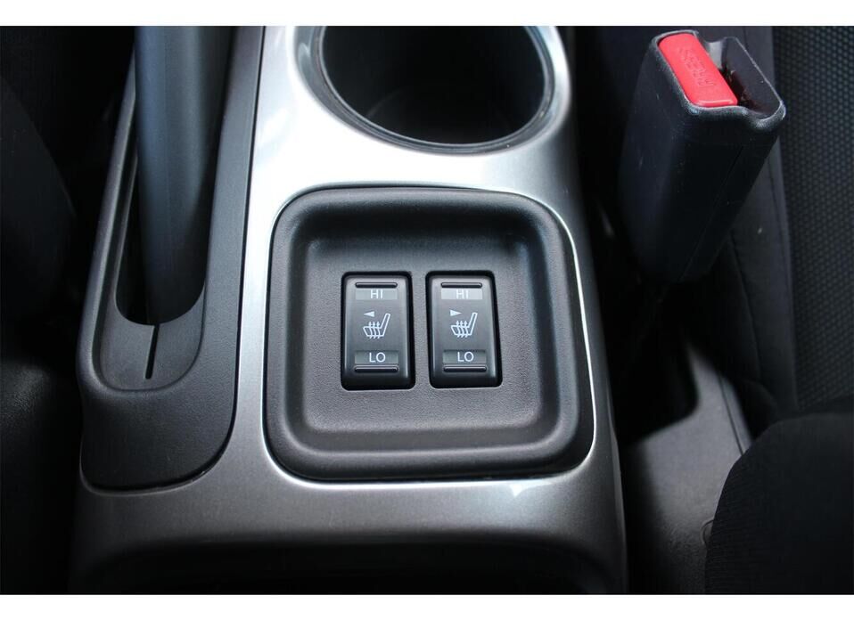 Nissan Juke, I 1.6 CVT (117 л.с.)