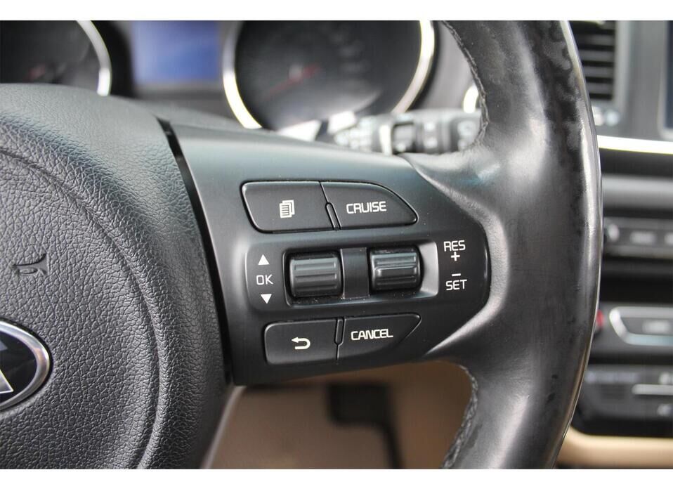 Kia Carnival, III 2.2d AT (202 л.с.)