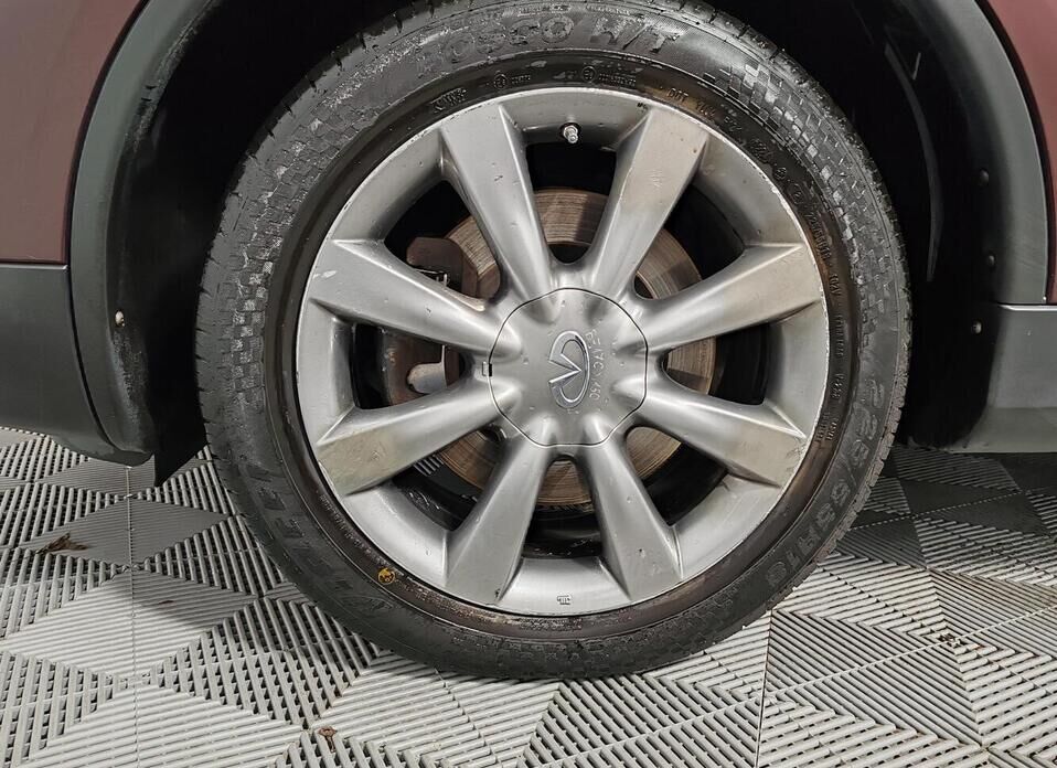 Infiniti QX50 2.5 AT (222 л.с.) 4WD
