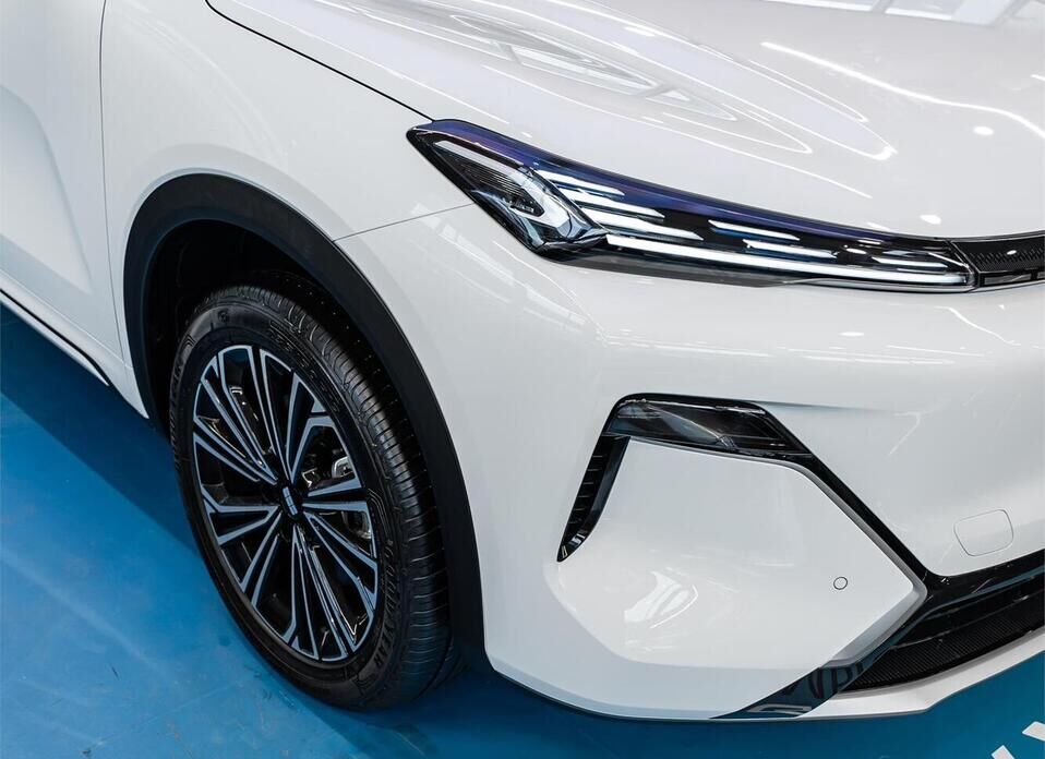 Geely EX5 EM-i 1.5hyb AT (167 л.с.)