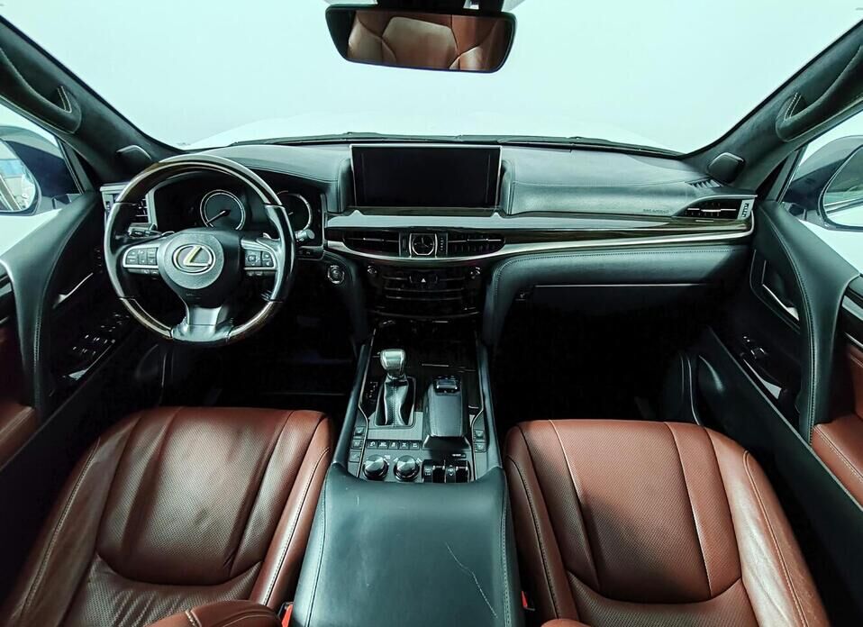 Lexus LX 450d 4.5d AT (272 л.с.) 4WD