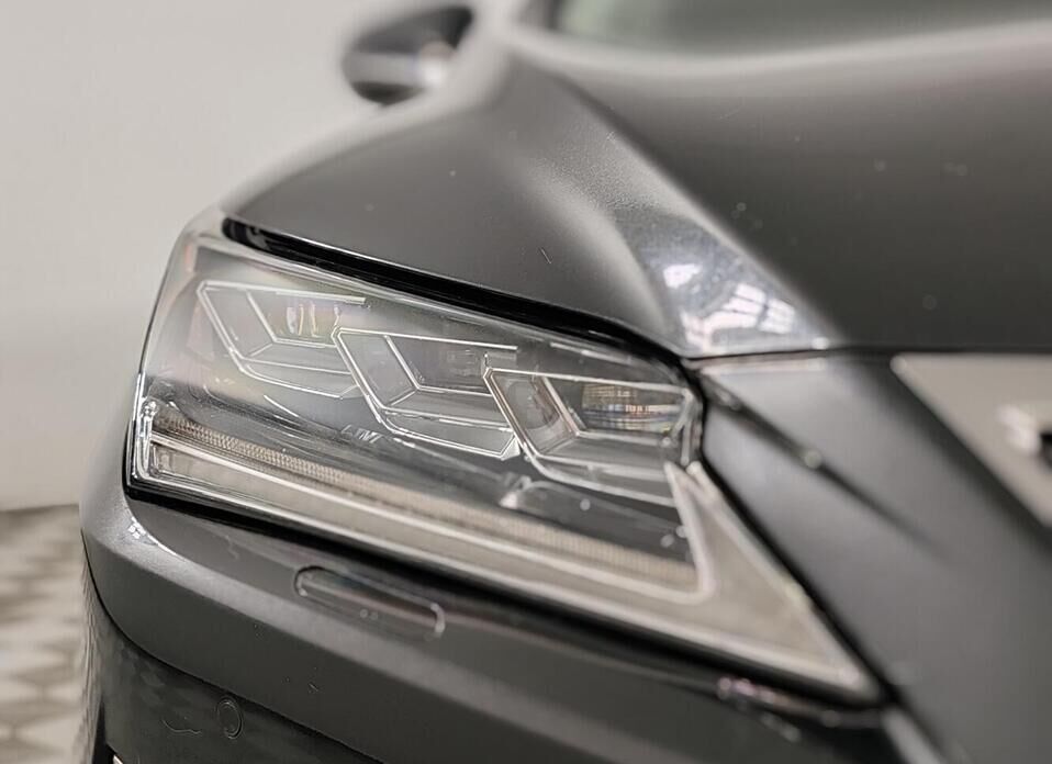 Lexus RX, IV 350 3.5 AT (300 л.с.) 4WD