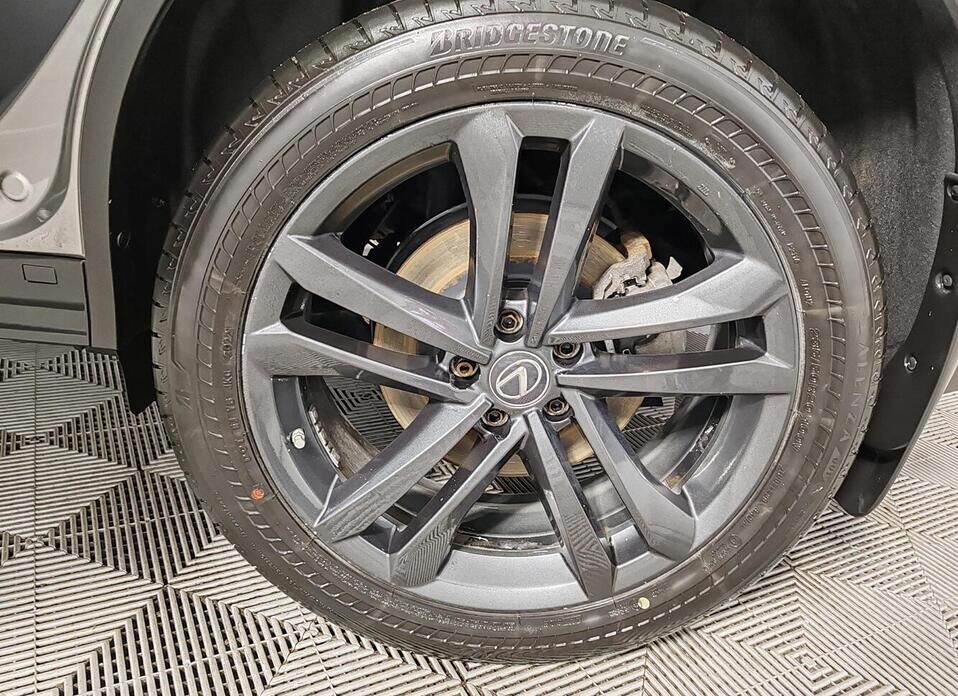 Lexus NX, II 250 2.5 AT (199 л.с.) 4WD