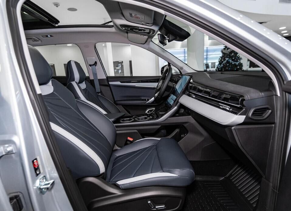 Geely Atlas, II 2.0 AT (200 л.с.) 4WD