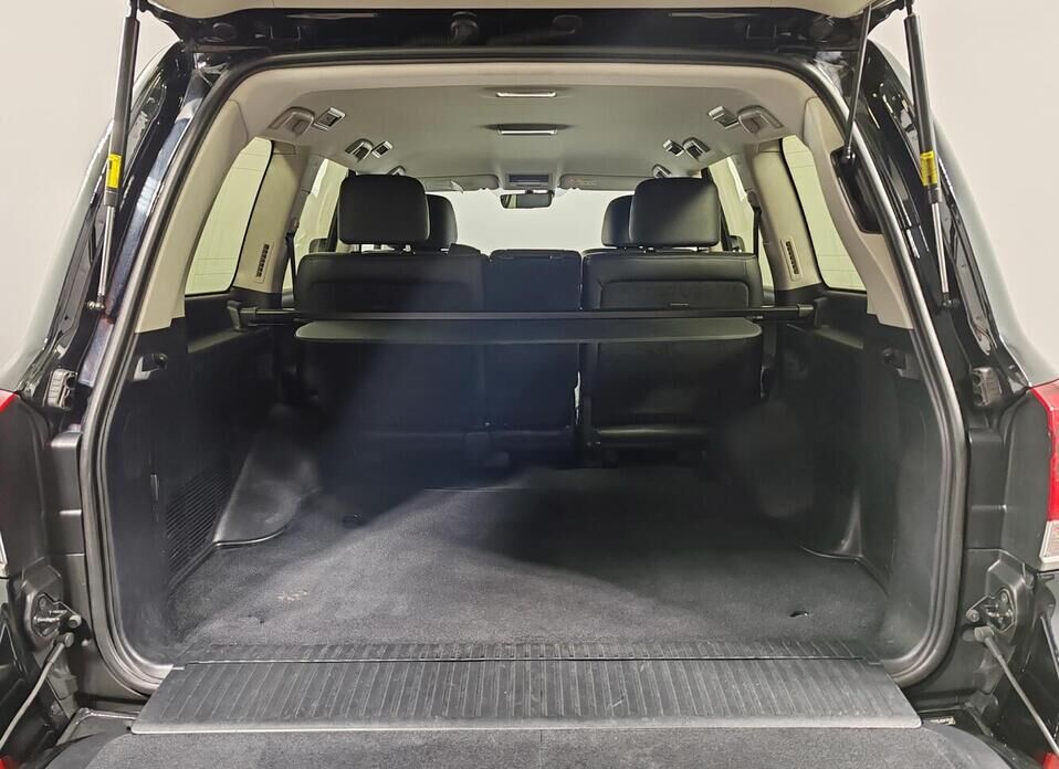 Toyota Land Cruiser, 200 Series Рестайлинг 2 4.5d AT (249 л.с.) 4WD