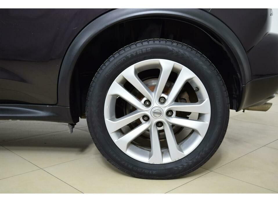 Nissan Juke 1.6 CVT (117 л.с.)