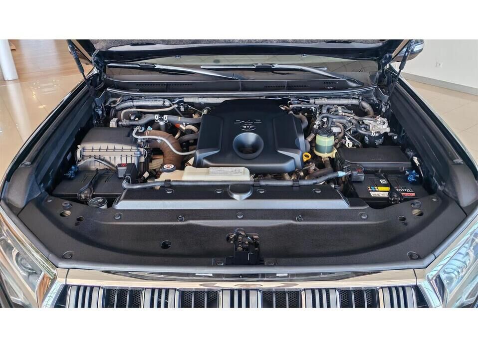 Toyota Land Cruiser Prado, 150 Series Рестайлинг 2 2.8d AT (177 л.с.) 4WD