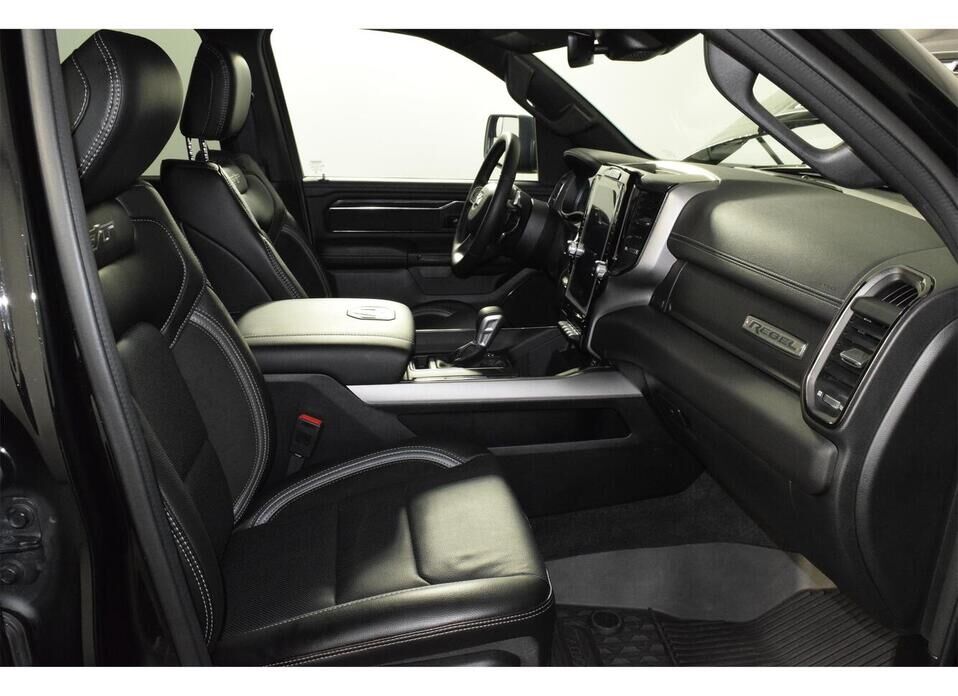 RAM 1500, V Quad Cab eTorque 5.7 AT (395 л.с.) 4WD