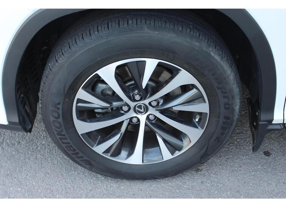 Lexus RX, IV Рестайлинг 300 2.0 AT (238 л.с.) 4WD