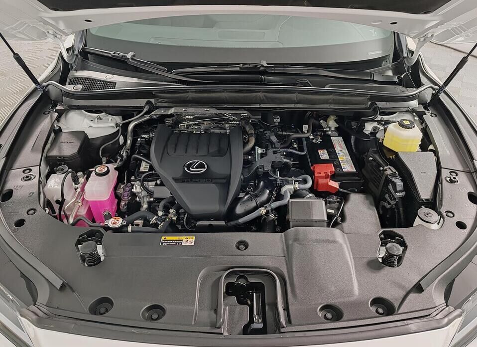 Lexus RX, V 300 2.0 AT (248 л.с.) 4WD