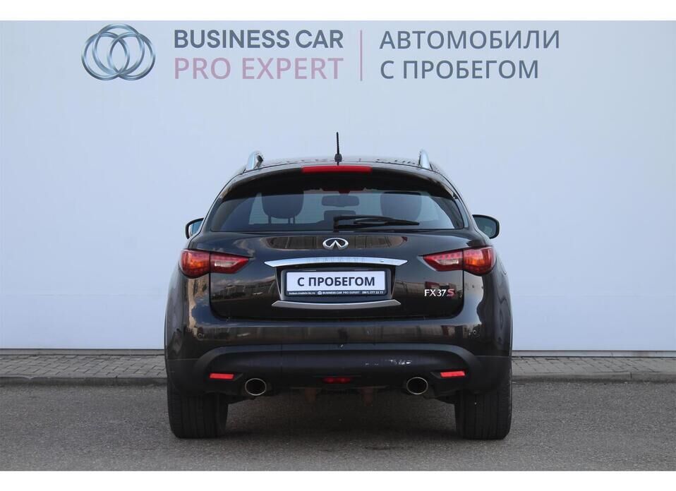 Infiniti FX FX37 3.7 AT (333 л.с.) 4WD
