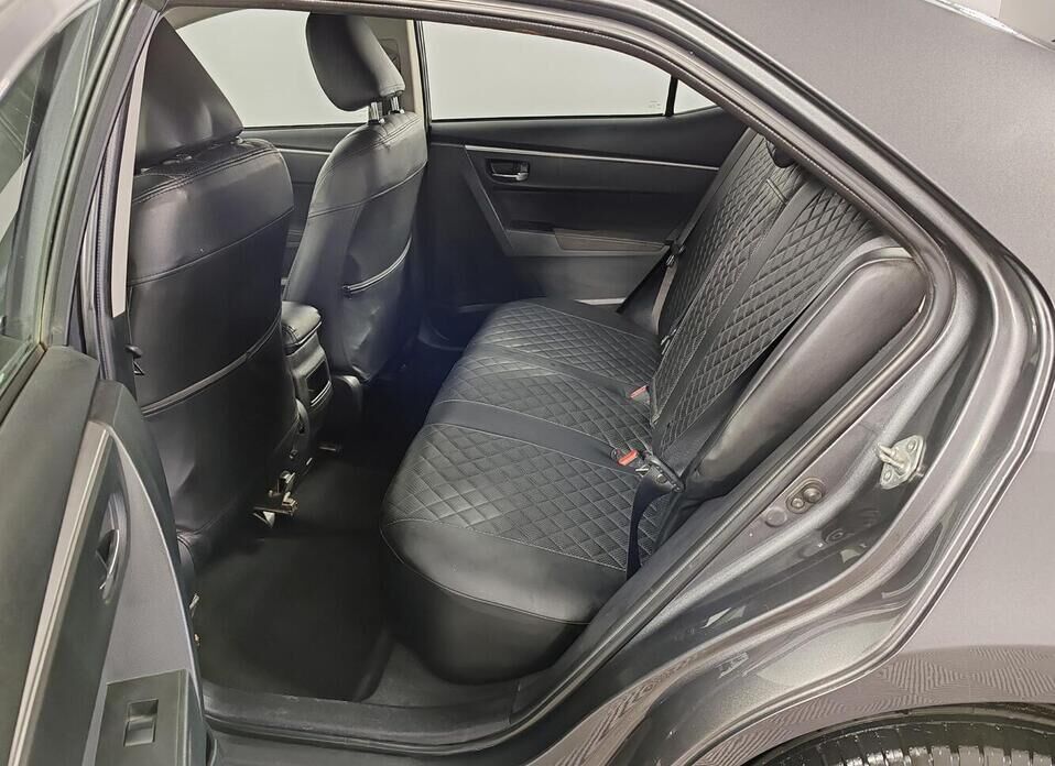 Toyota Corolla 1.6 CVT (122 л.с.)