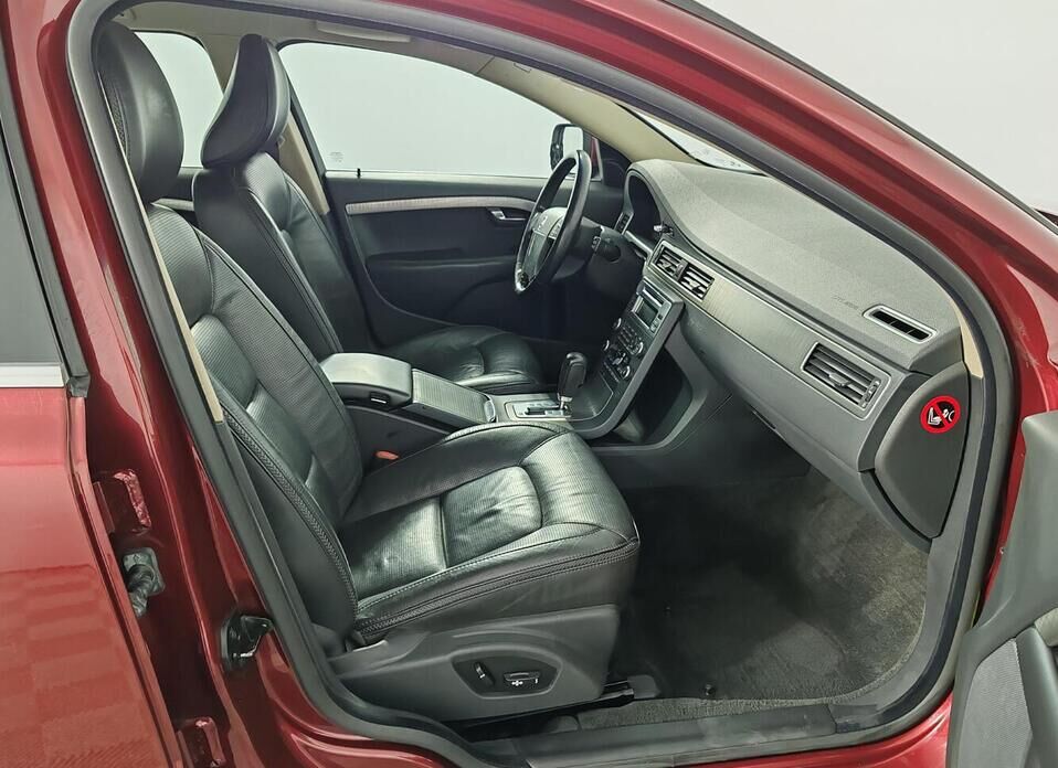 Volvo XC70, II 3.2 AT (238 л.с.) 4WD