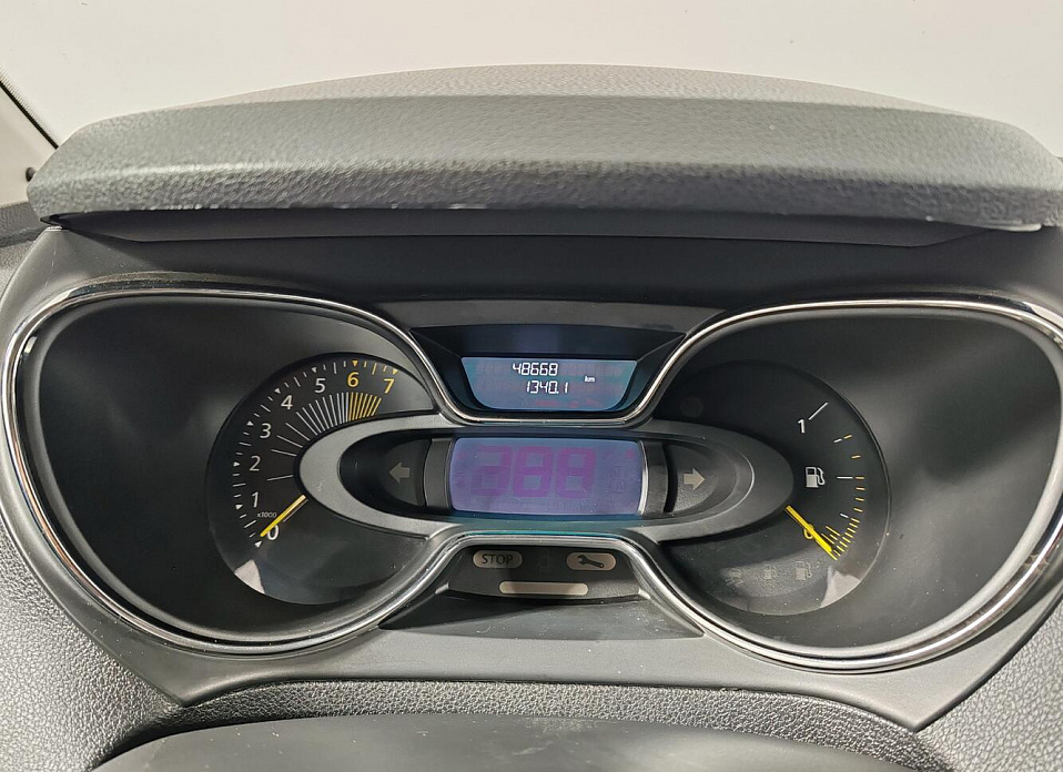 Renault Kaptur, I 1.6 CVT (114 л.с.)