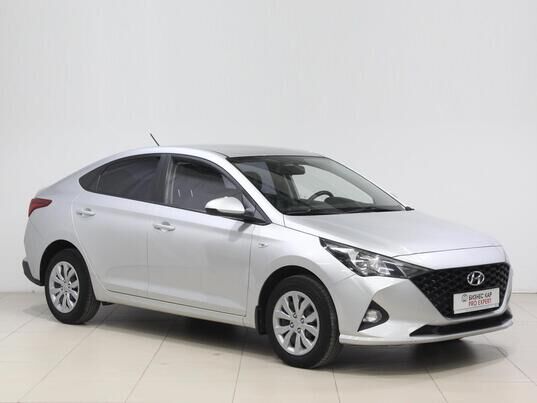 Hyundai Solaris, 2021&nbsp;г., 65&nbsp;530&nbsp;км
