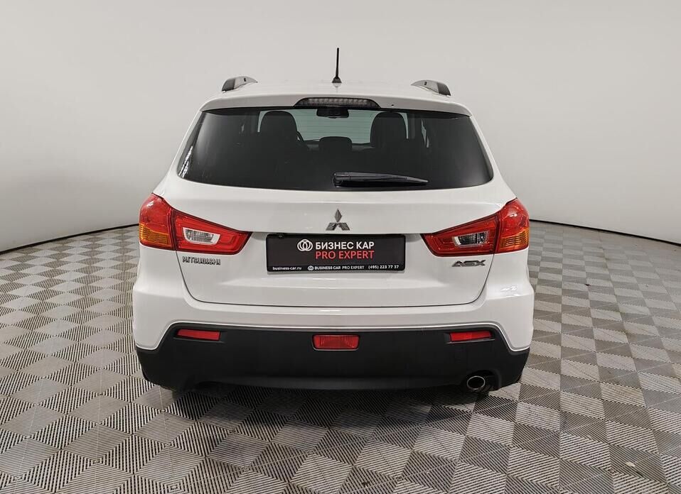 Mitsubishi ASX 1.8 CVT (140 л.с.)