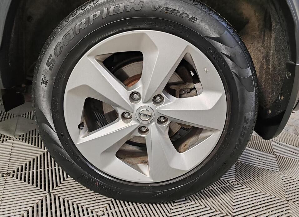 Nissan Qashqai, II Рестайлинг 1.2 MT (115 л.с.)