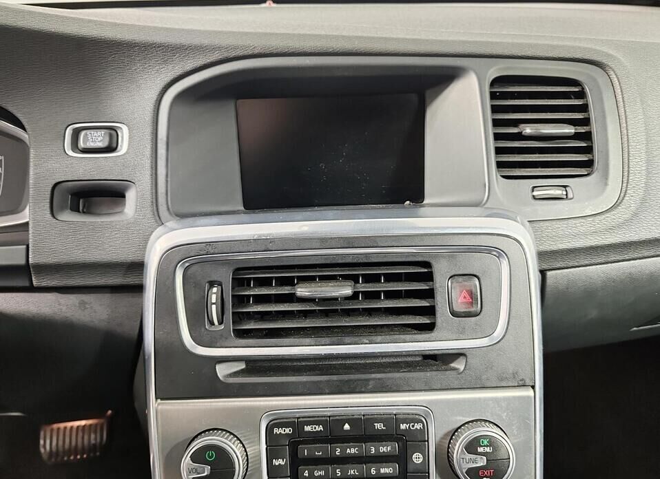 Volvo S60 Cross Country 2.0 AT (245 л.с.) 4WD