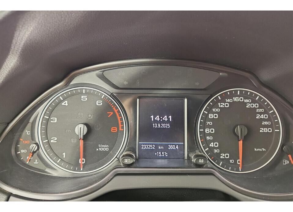 Audi Q5, I (8R) 2.0 AMT (211 л.с.) 4WD